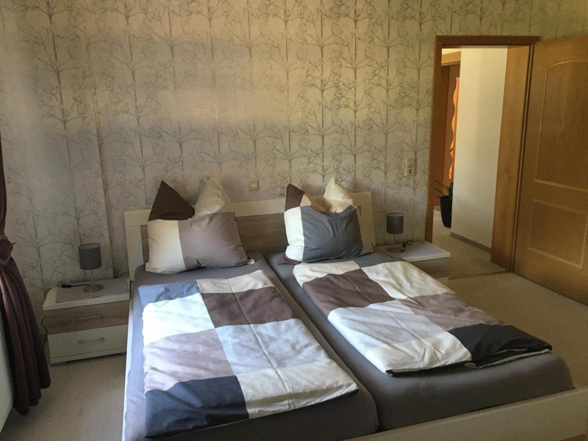 Ferienwohnung Am Goethe Park Fuer 2 Bis 3 Personen Jena Exterior photo